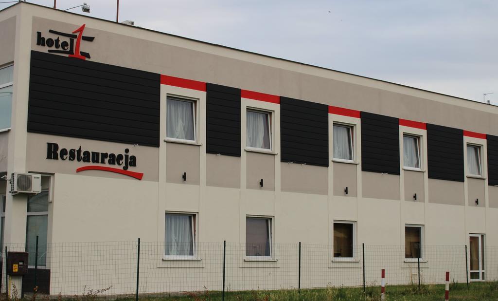 Hotel 1 Płock Εξωτερικό φωτογραφία