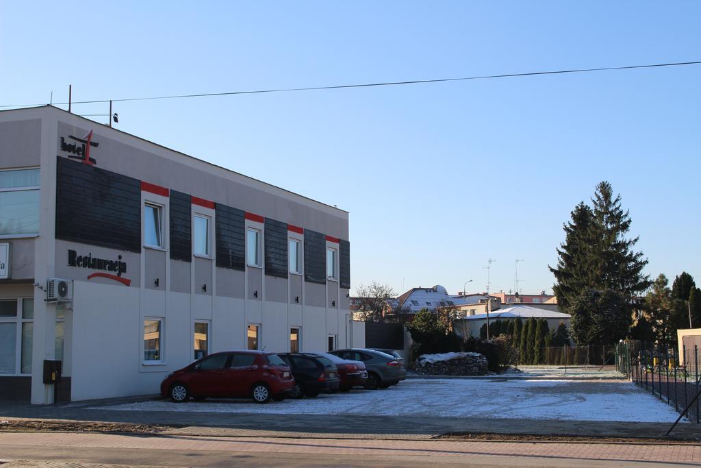 Hotel 1 Płock Εξωτερικό φωτογραφία